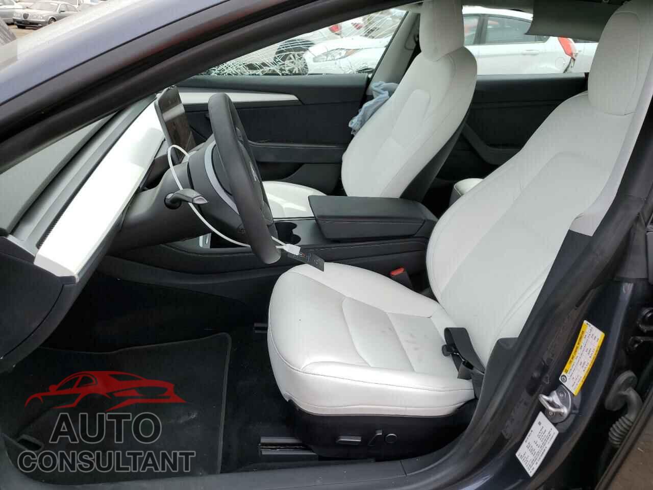 TESLA MODEL 3 2021 - 5YJ3E1EBXMF068120