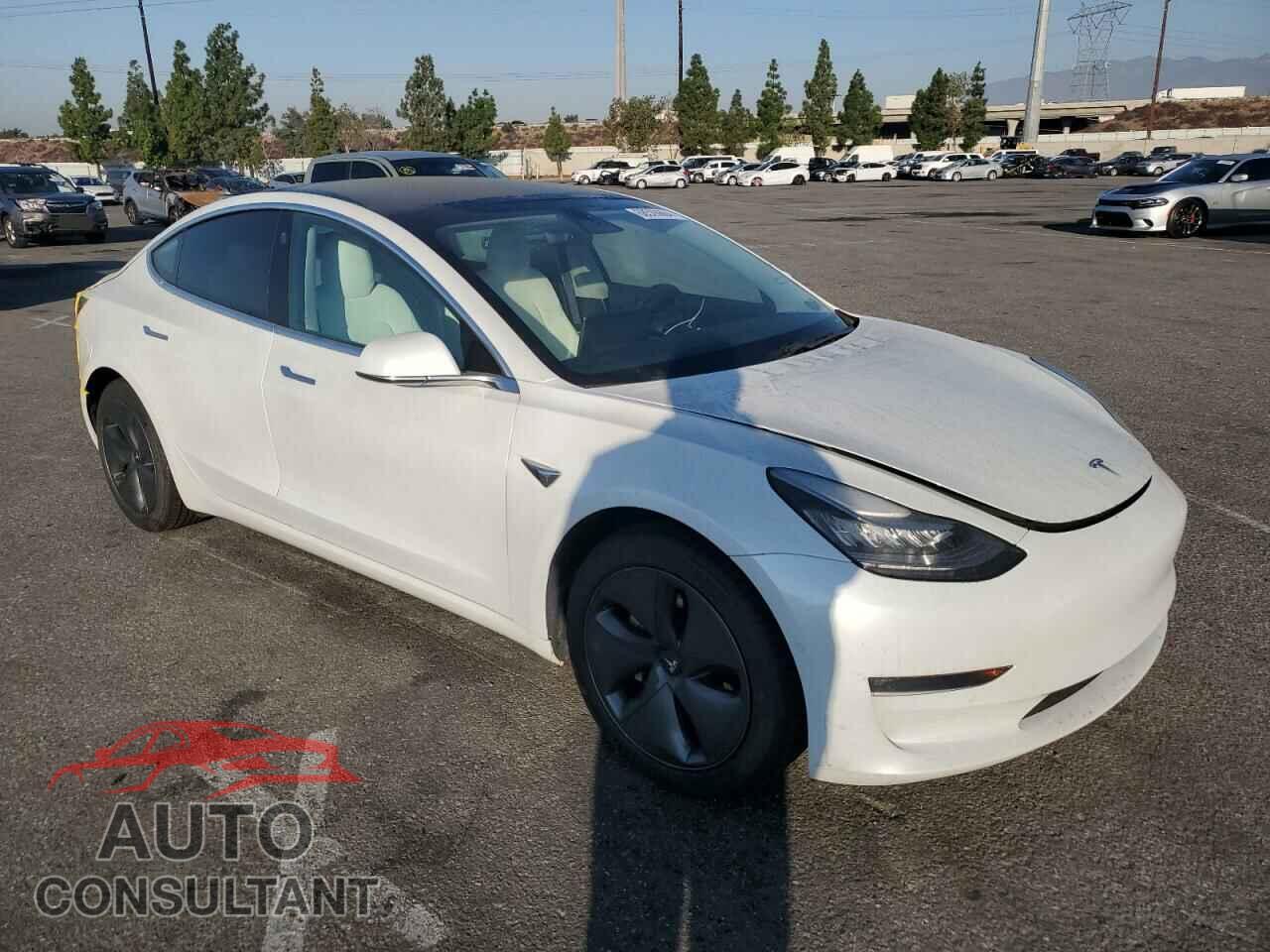 TESLA MODEL 3 2019 - 5YJ3E1EBXKF494614
