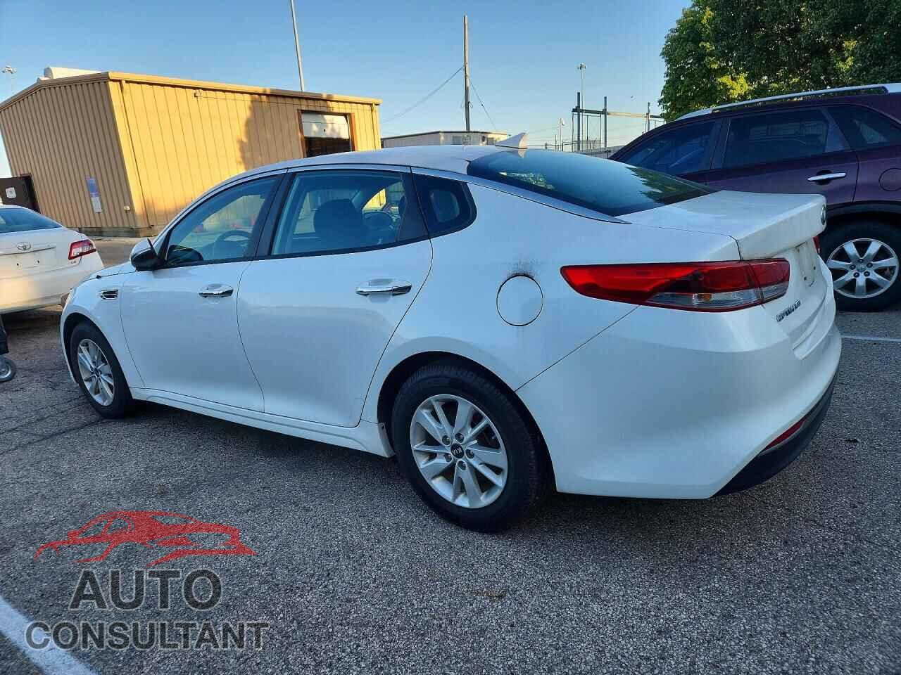 KIA OPTIMA 2016 - KNAGT4L37G5088901