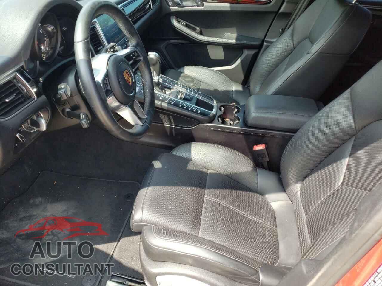 PORSCHE MACAN 2018 - WP1AA2A59JLB20921