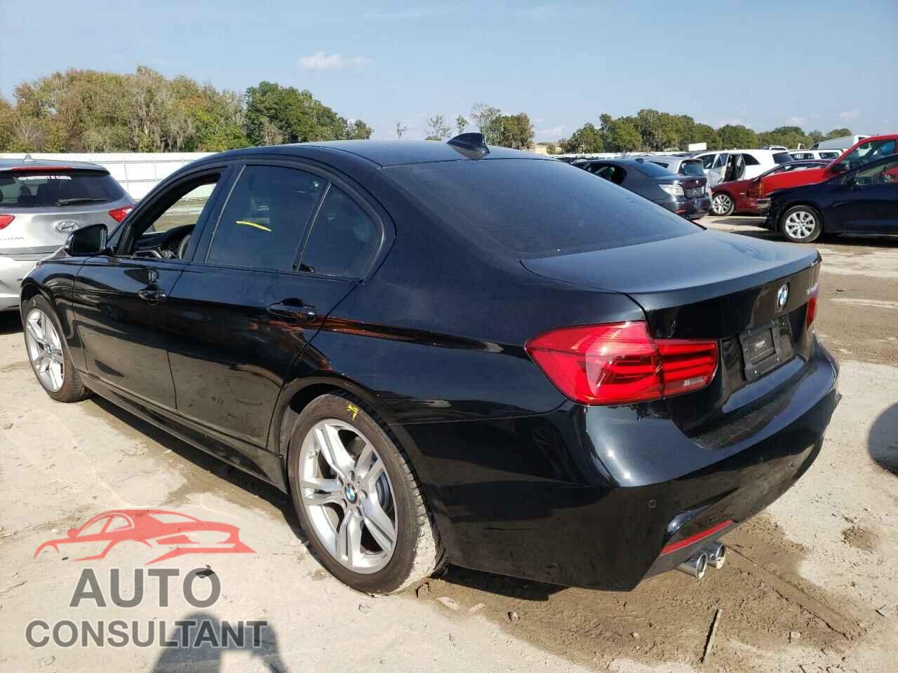 BMW 3 SERIES 2018 - WBA8B9C55JAE22222