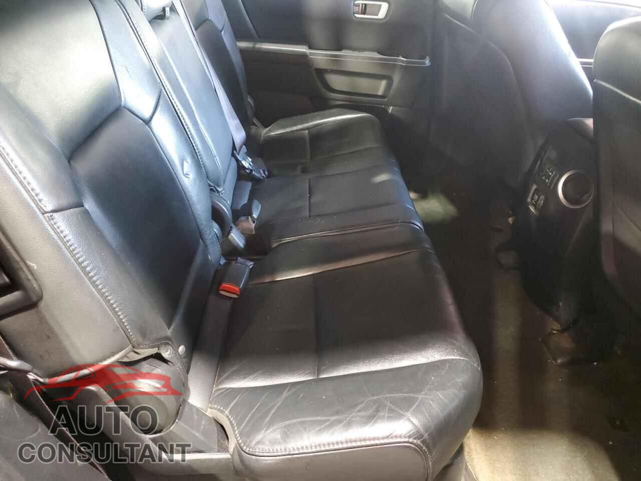 HONDA PILOT 2015 - 5FNYF4H54FB038110