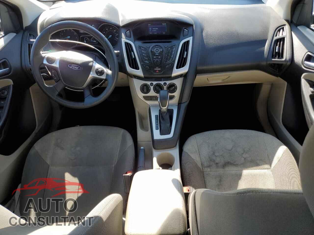 FORD FOCUS 2014 - 1FADP3F29EL359270