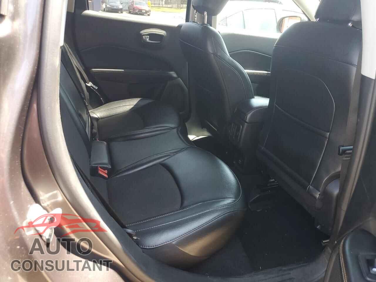 JEEP COMPASS 2020 - 3C4NJDBB0LT151842