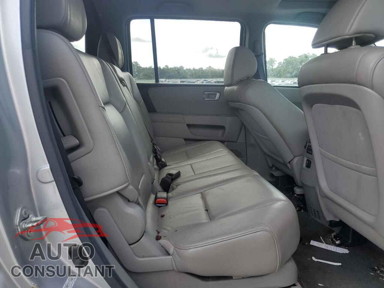 HONDA PILOT 2012 - 5FNYF3H59CB015668