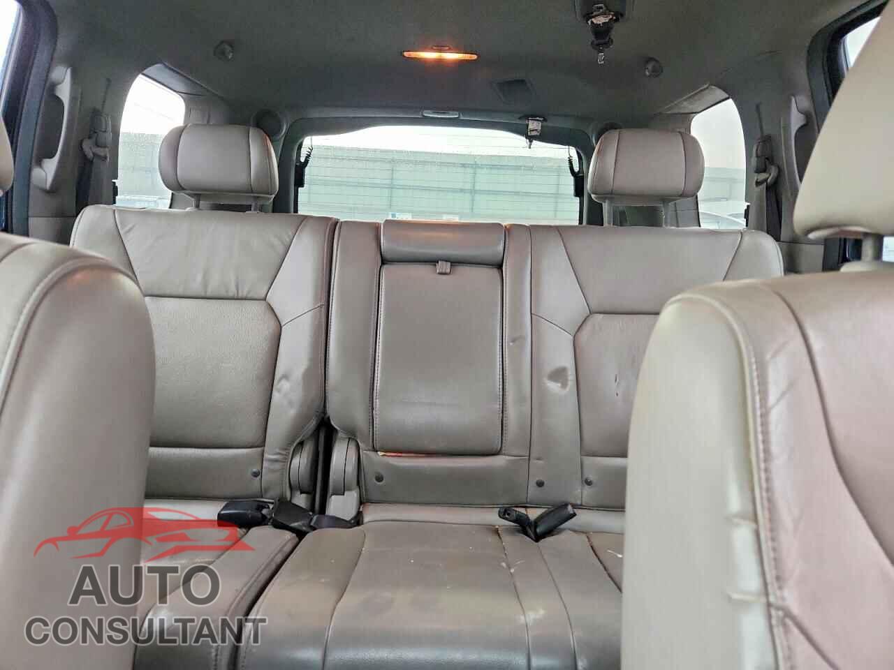 HONDA PILOT 2011 - 5FNYF3H71BB002266