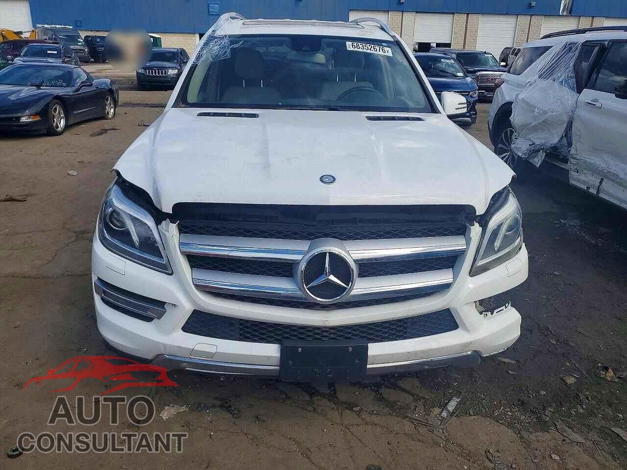 MERCEDES-BENZ GL-CLASS 2015 - 4JGDF6EE0FA489022