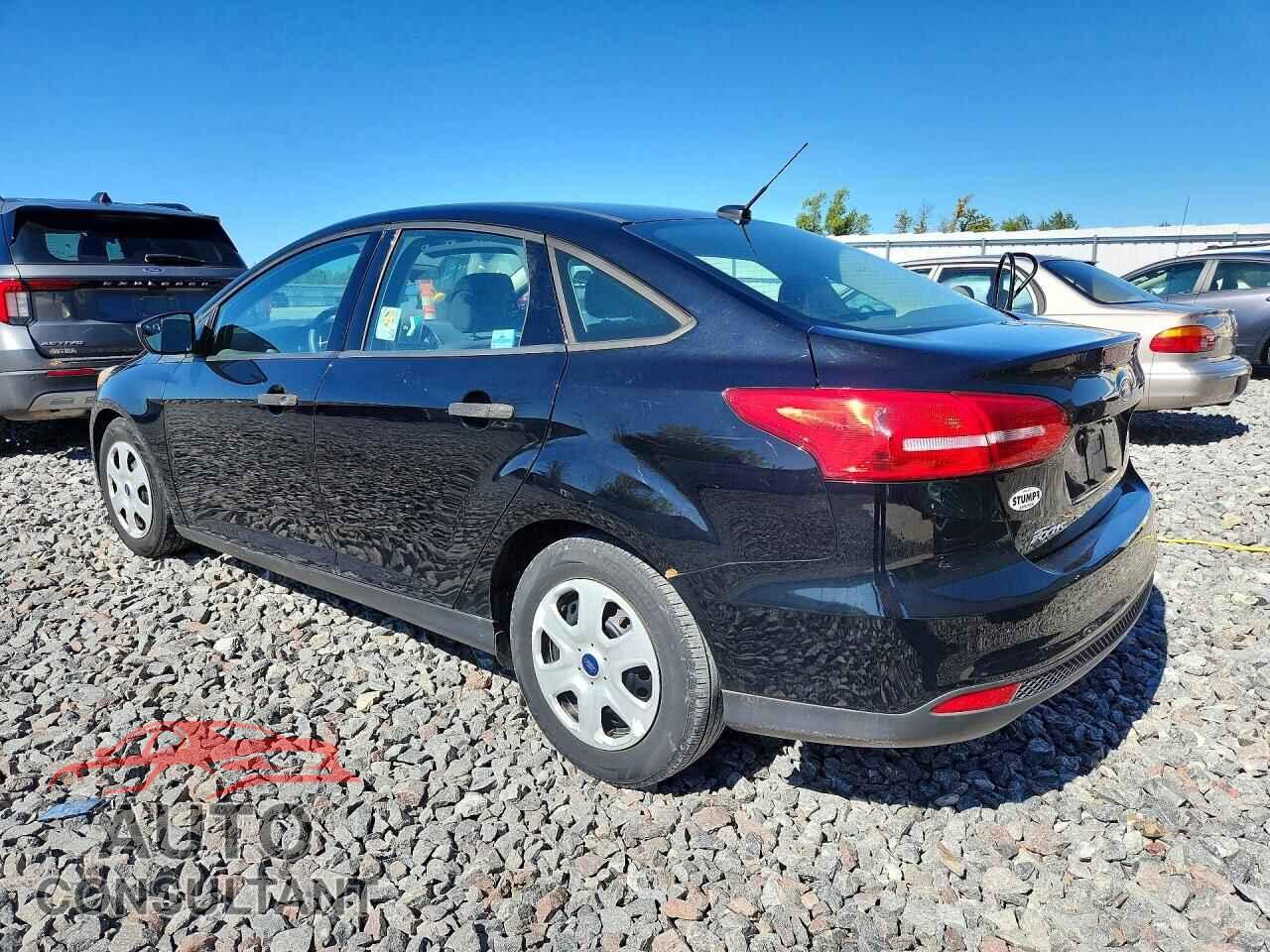 FORD FOCUS 2017 - 1FADP3E20HL312716