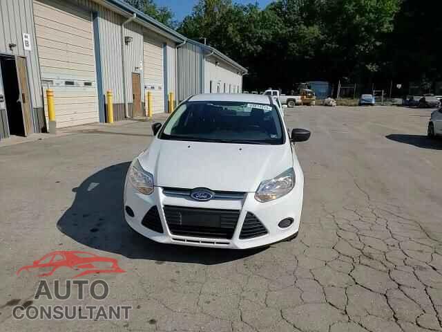 FORD FOCUS 2014 - 1FADP3E26EL446819