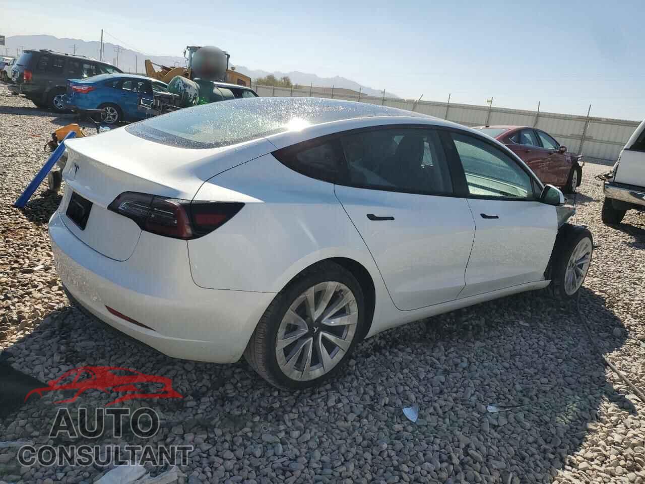 TESLA MODEL 3 2023 - 5YJ3E1EA2PF460228