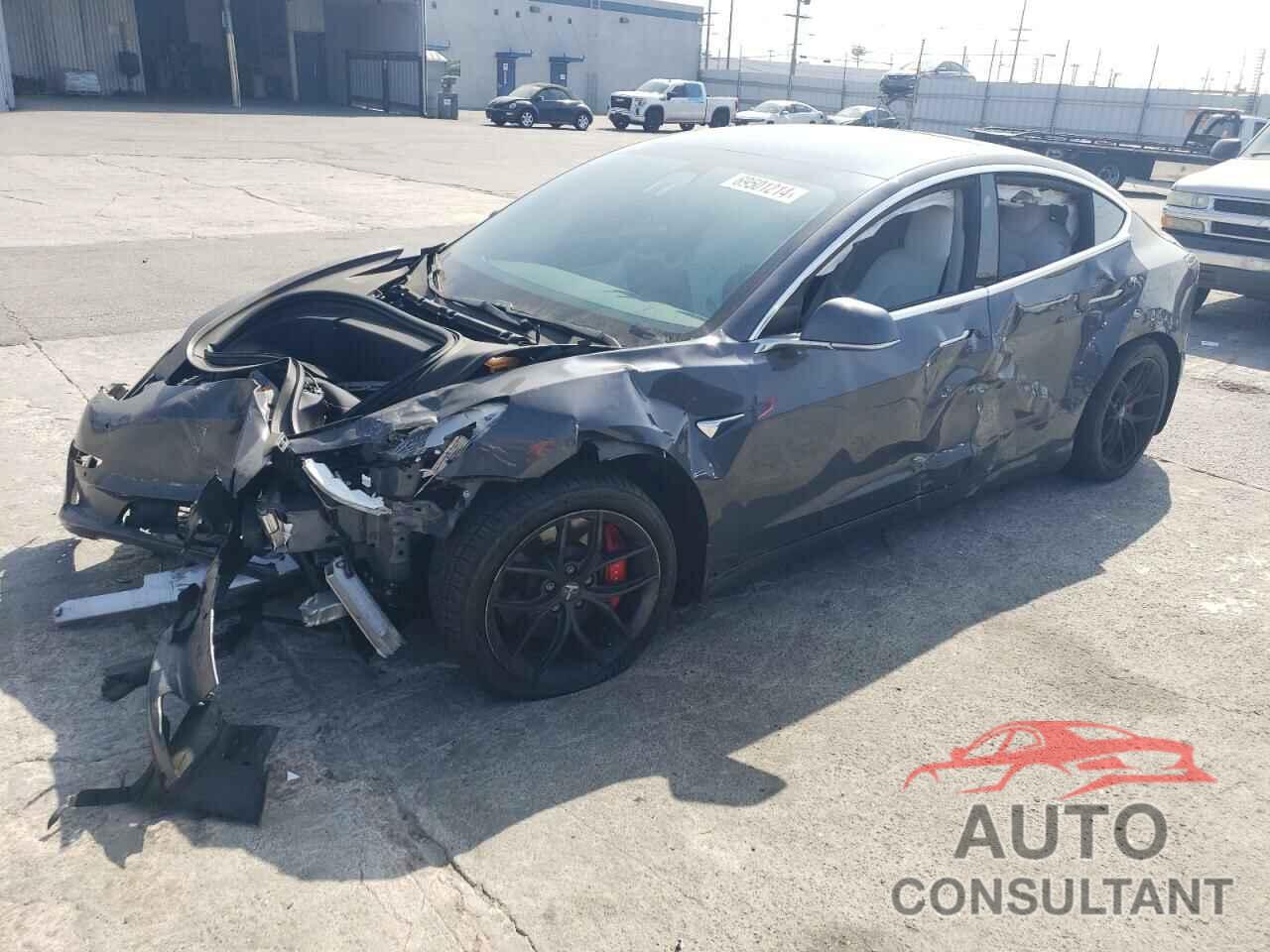 TESLA MODEL 3 2020 - 5YJ3E1EC1LF669567