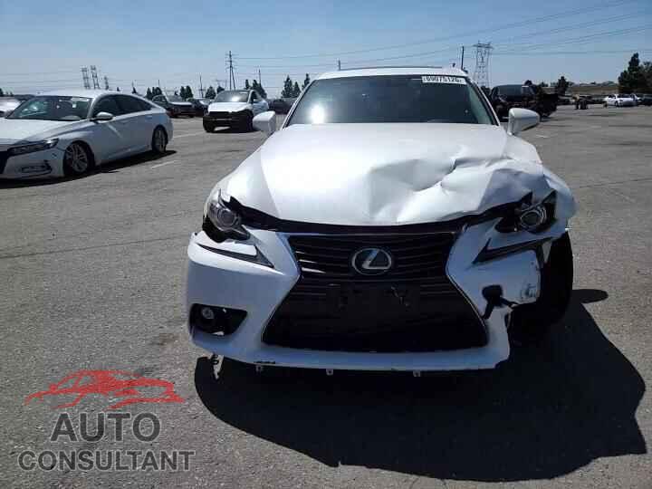 LEXUS IS 2016 - JTHBA1D28G5011251