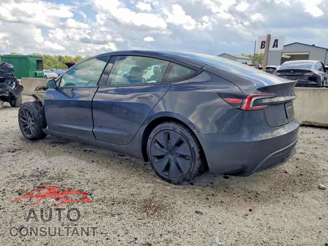TESLA MODEL 3 2024 - 5YJ3E1EB5RF734498