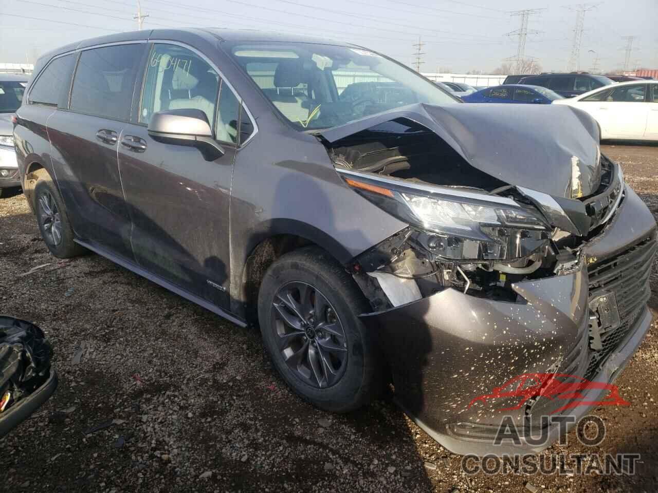 TOYOTA SIENNA 2021 - 5TDKRKEC9MS043560