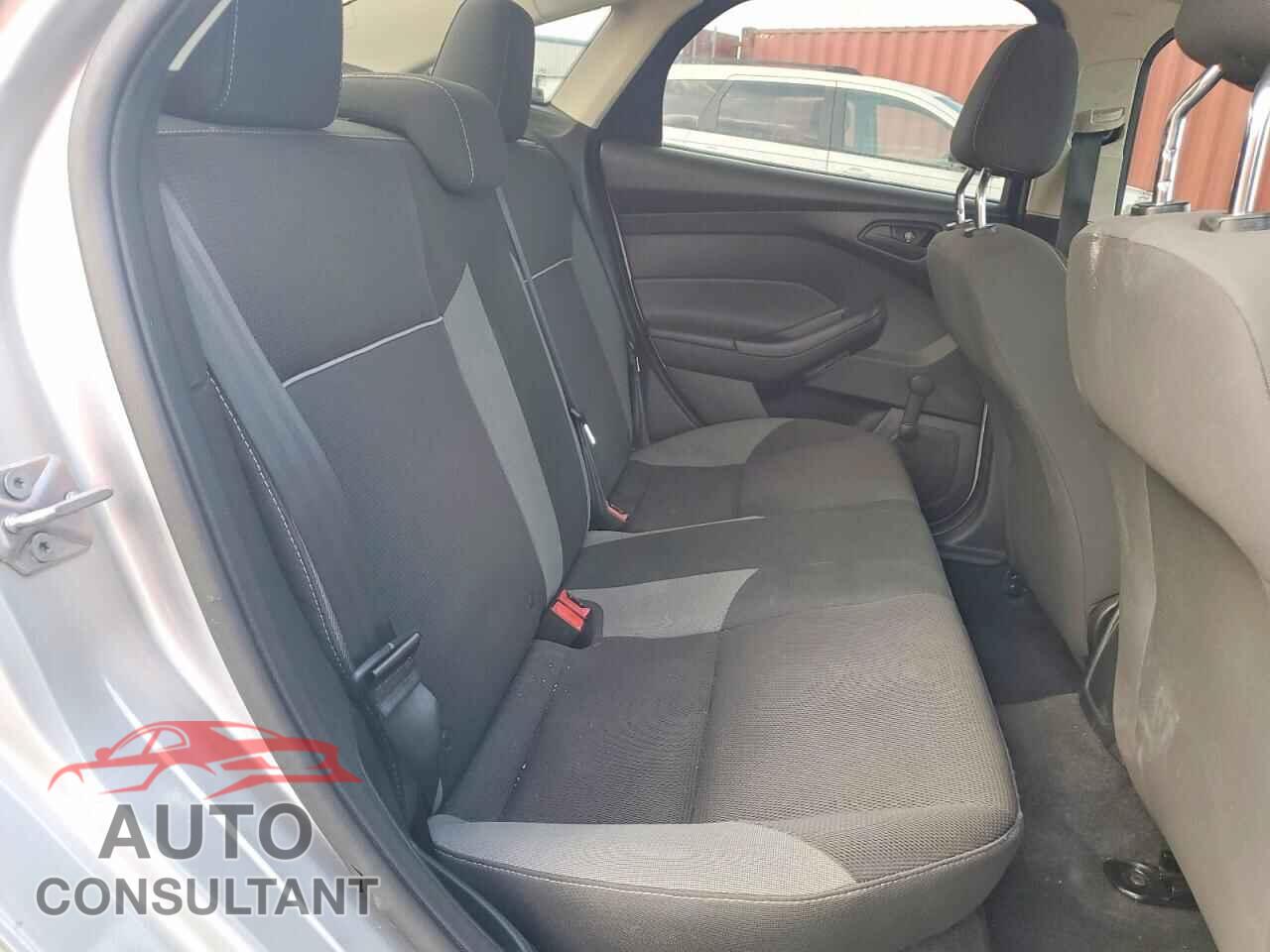 FORD FOCUS 2012 - 1FAHP3E22CL193920
