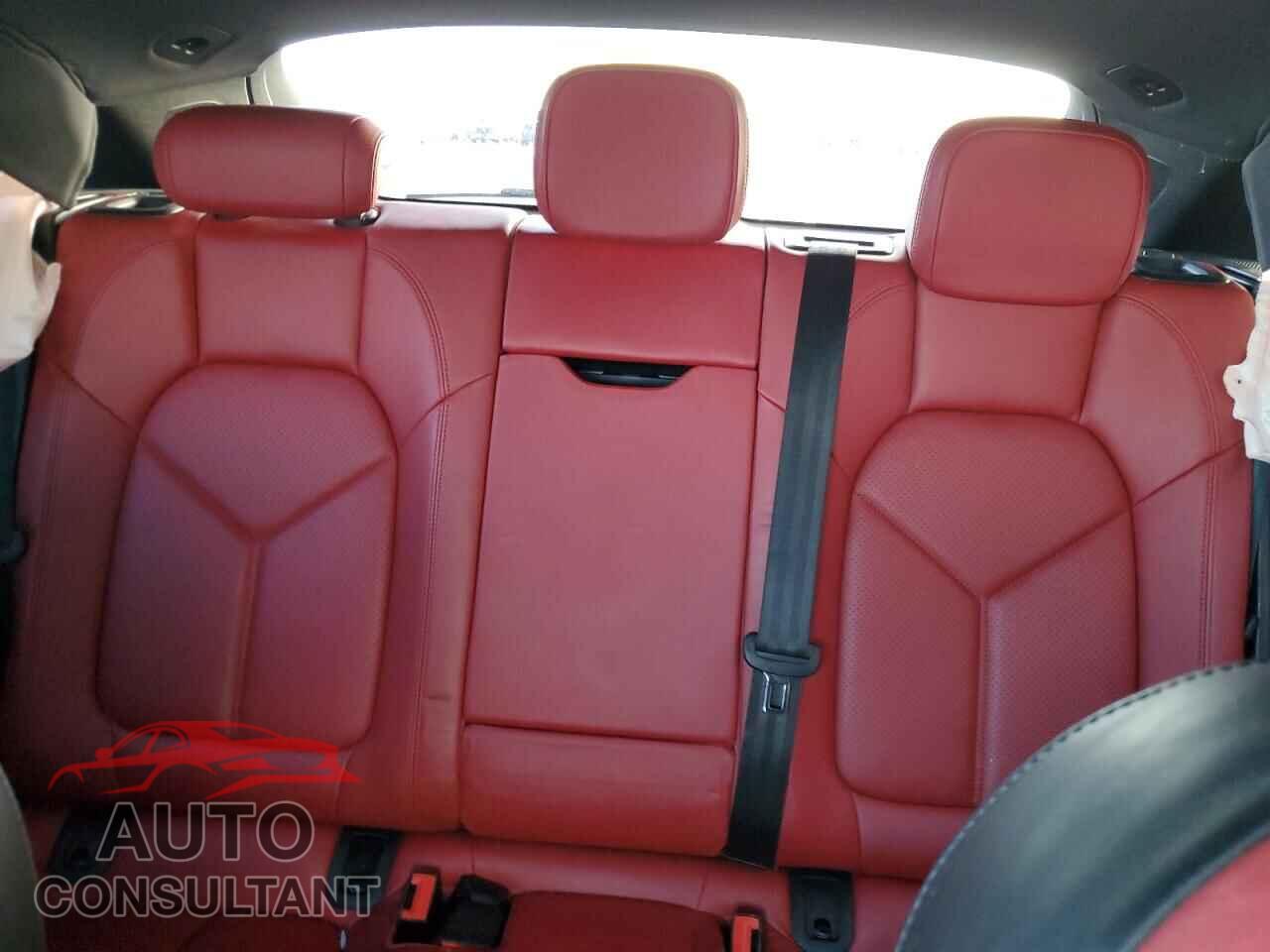 PORSCHE MACAN 2018 - WP1AA2A50JLB08480