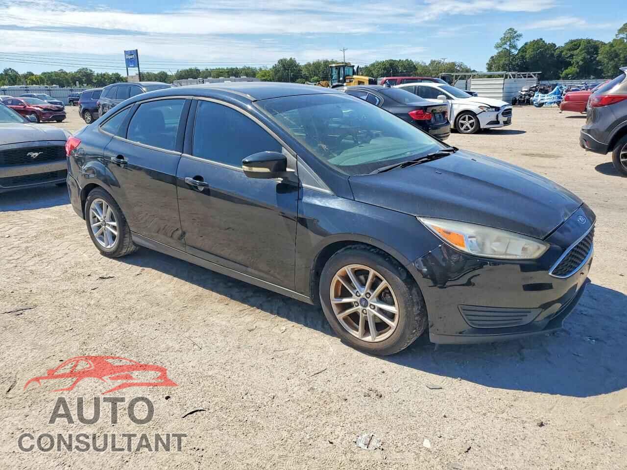 FORD FOCUS 2017 - 1FADP3F21HL227835
