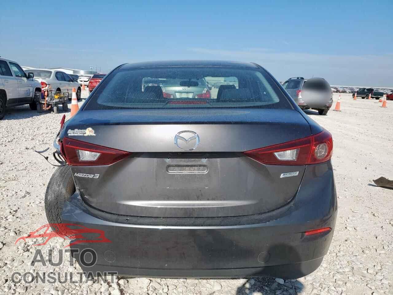 MAZDA 3 2017 - 3MZBN1U77HM120049