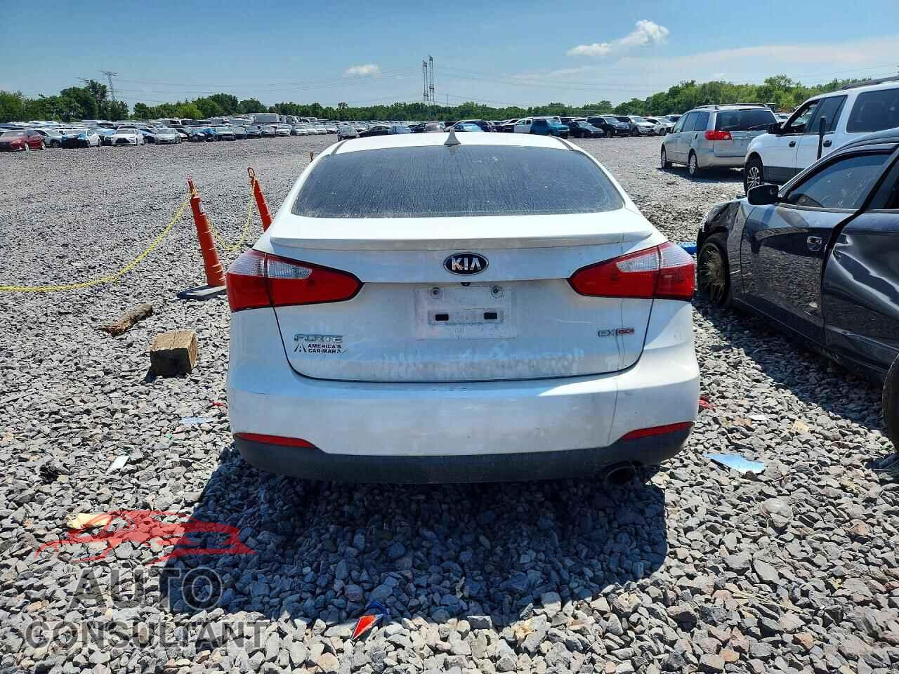 KIA FORTE 2014 - KNAFX4A85E5115573