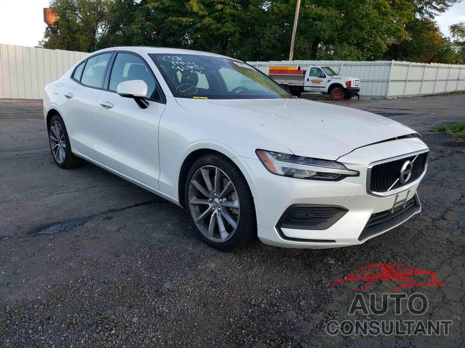 VOLVO S60 2020 - 7JRA22TK3LG042506