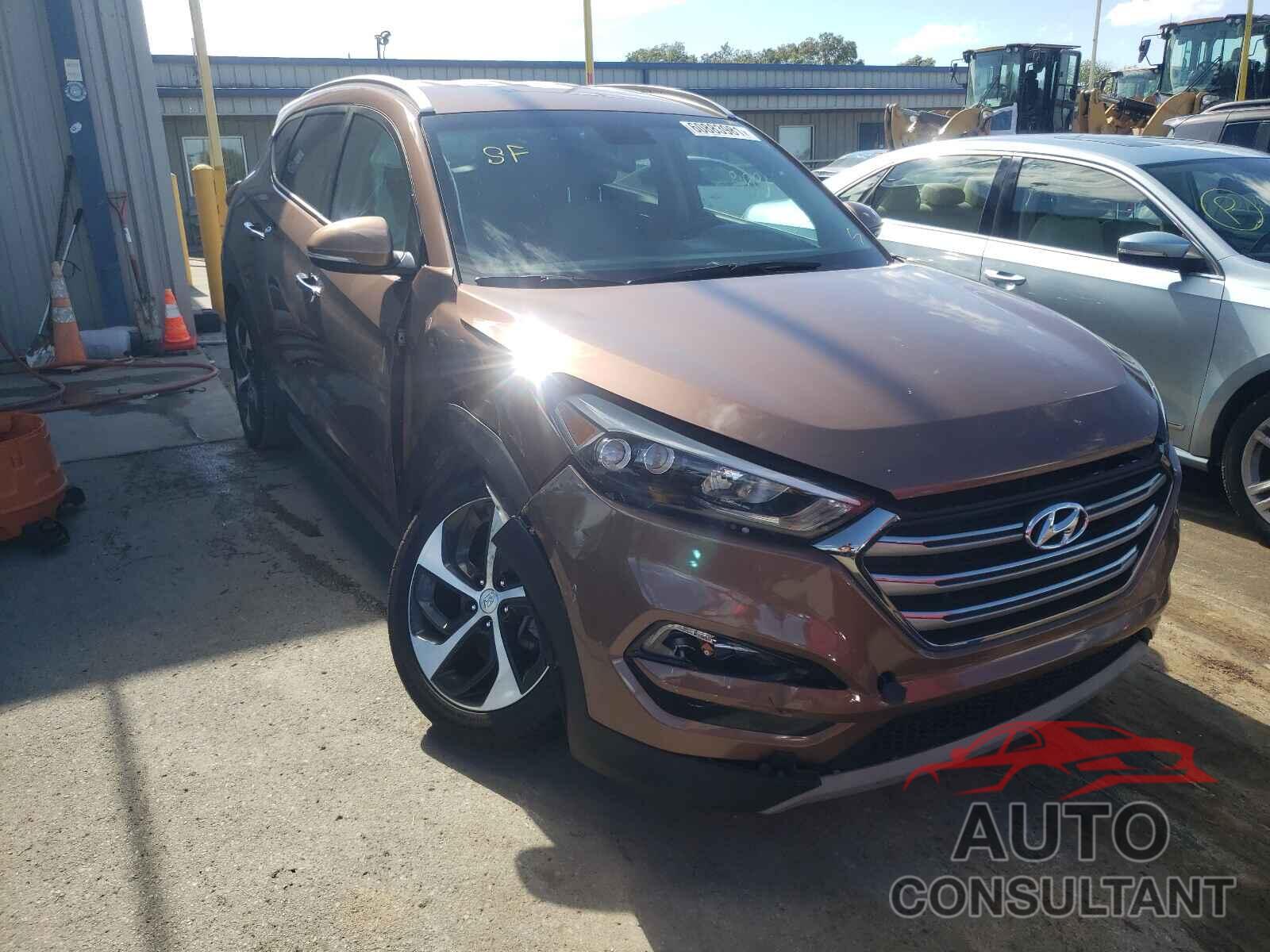 HYUNDAI TUCSON 2017 - KM8J33A27HU356877