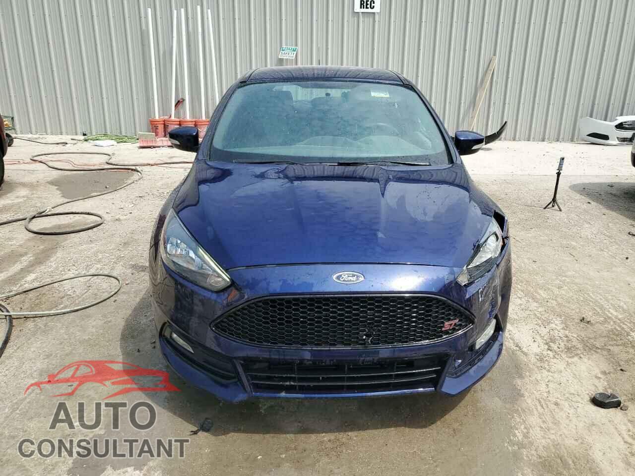 FORD FOCUS 2017 - 1FADP3L9XHL298520