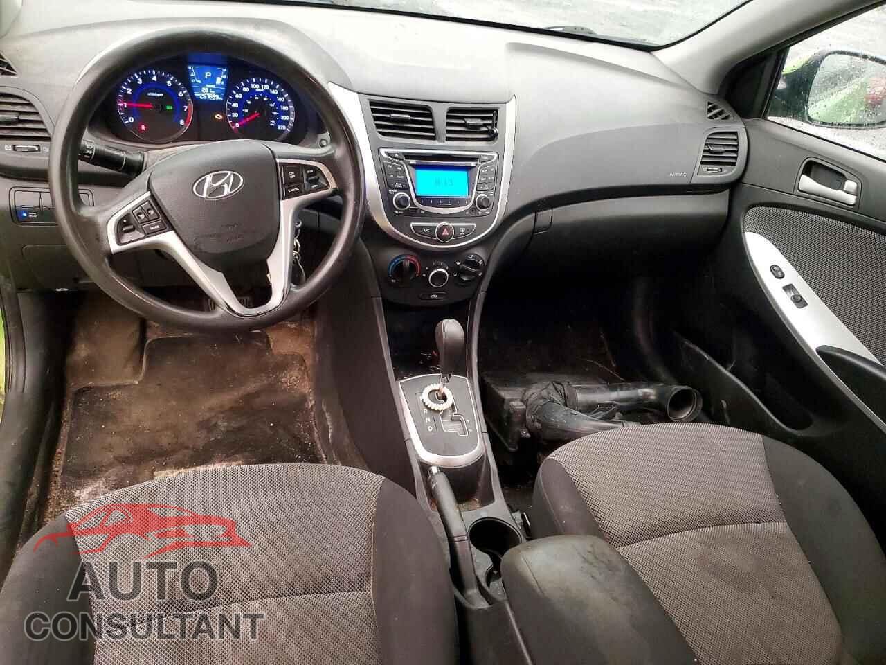 HYUNDAI ACCENT 2012 - KMHCT5AE2CU044862