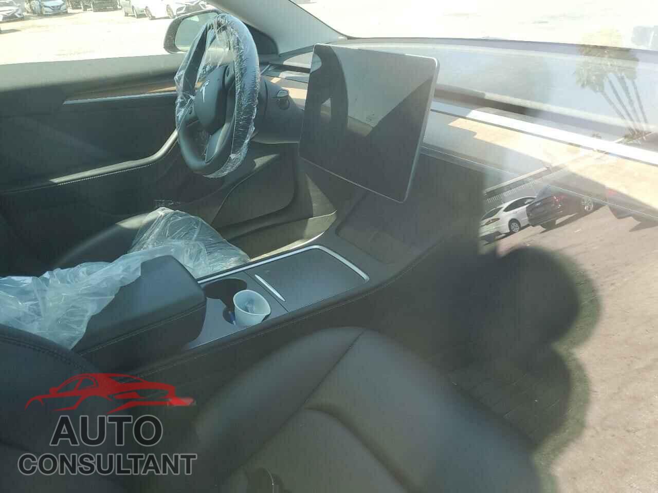 TESLA MODEL 3 2023 - 5YJ3E1EA7PF460189