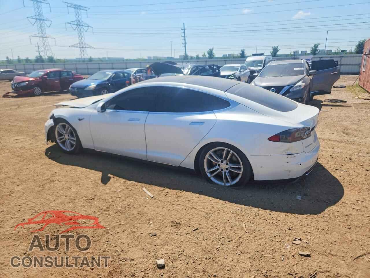 TESLA MODEL S 2015 - 5YJSA4S24FF094700