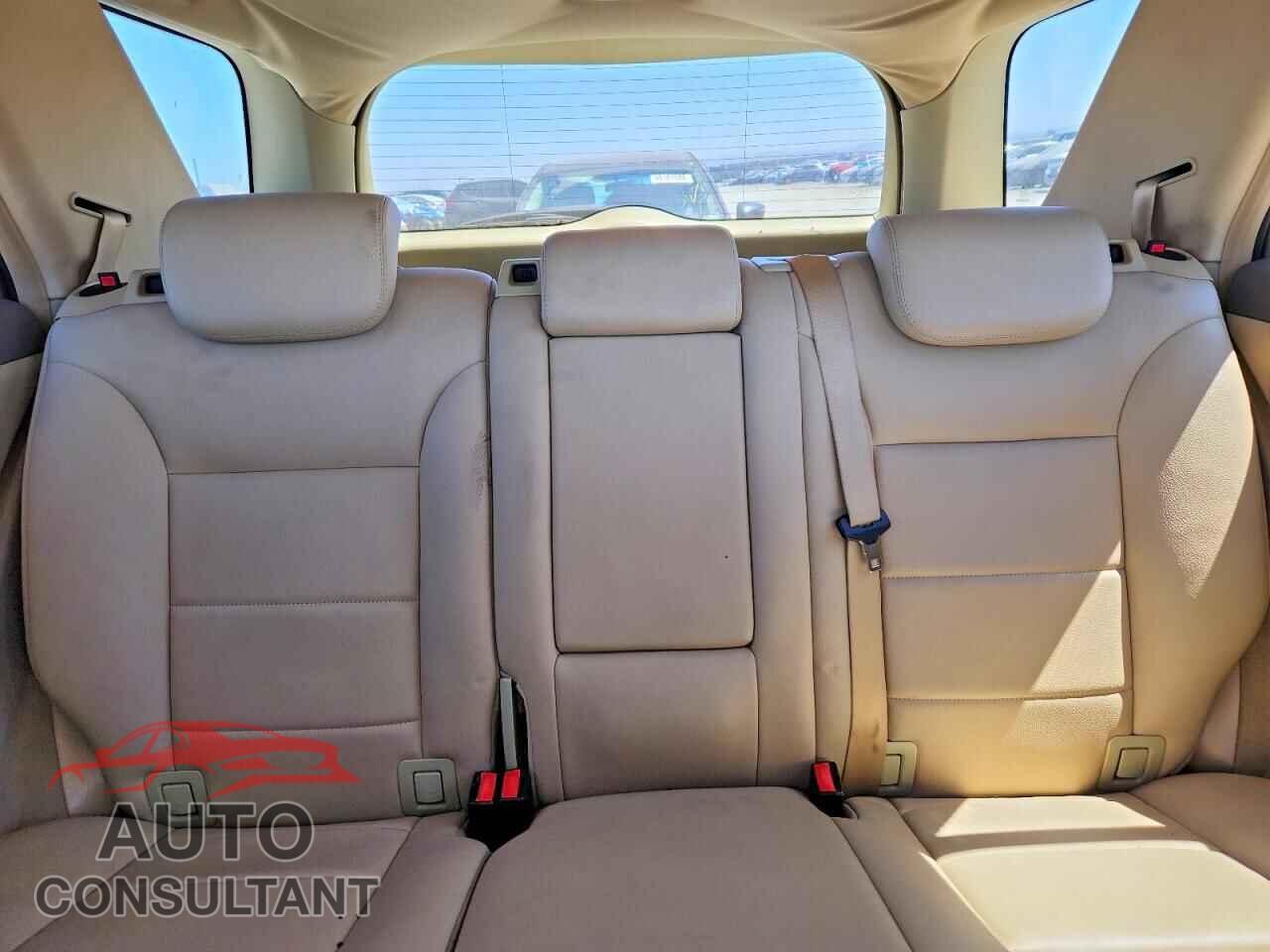 MERCEDES-BENZ M-CLASS 2011 - 4JGBB5GB5BA683054
