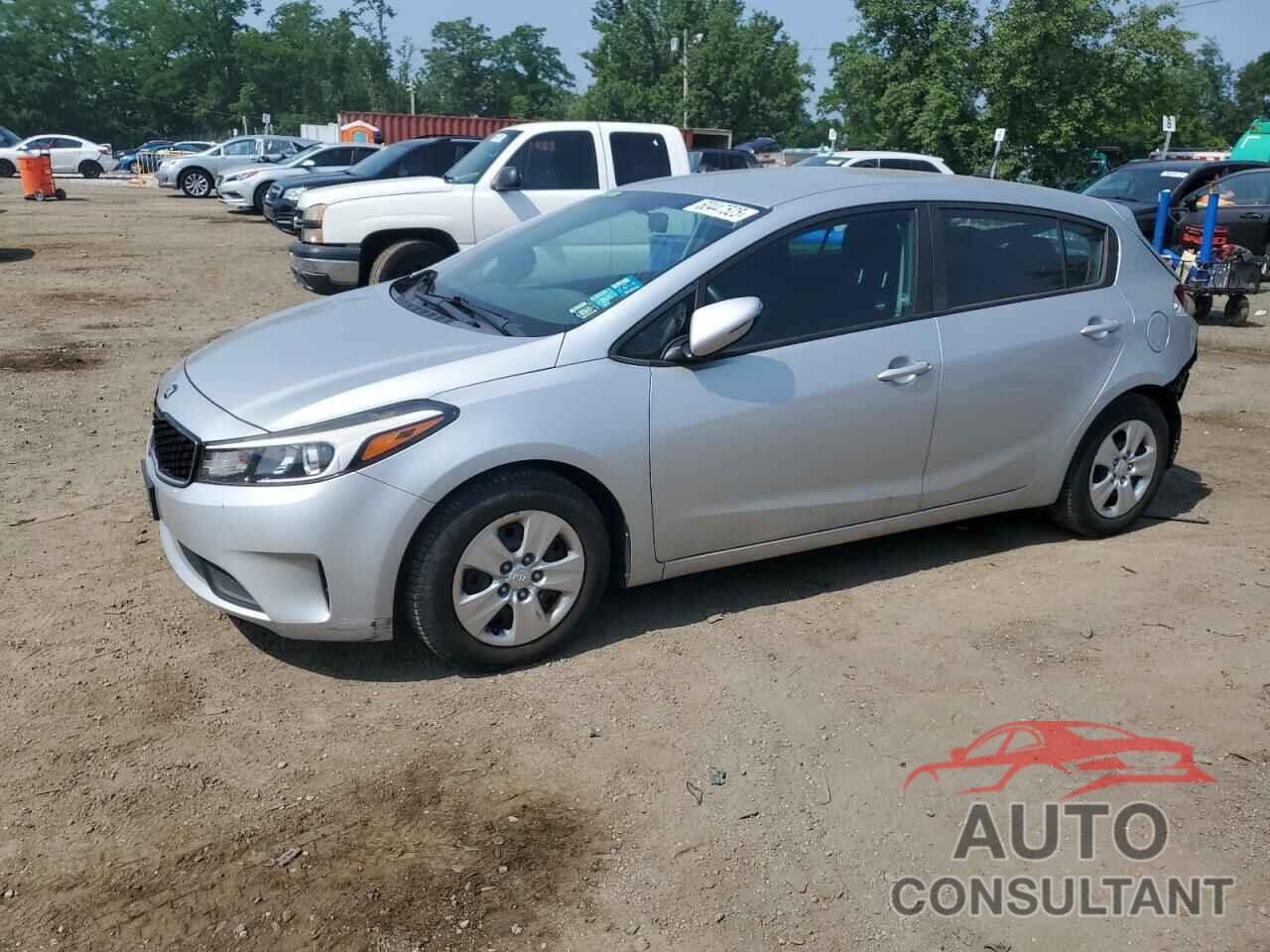 KIA FORTE 2017 - KNAFK5A83H5670627