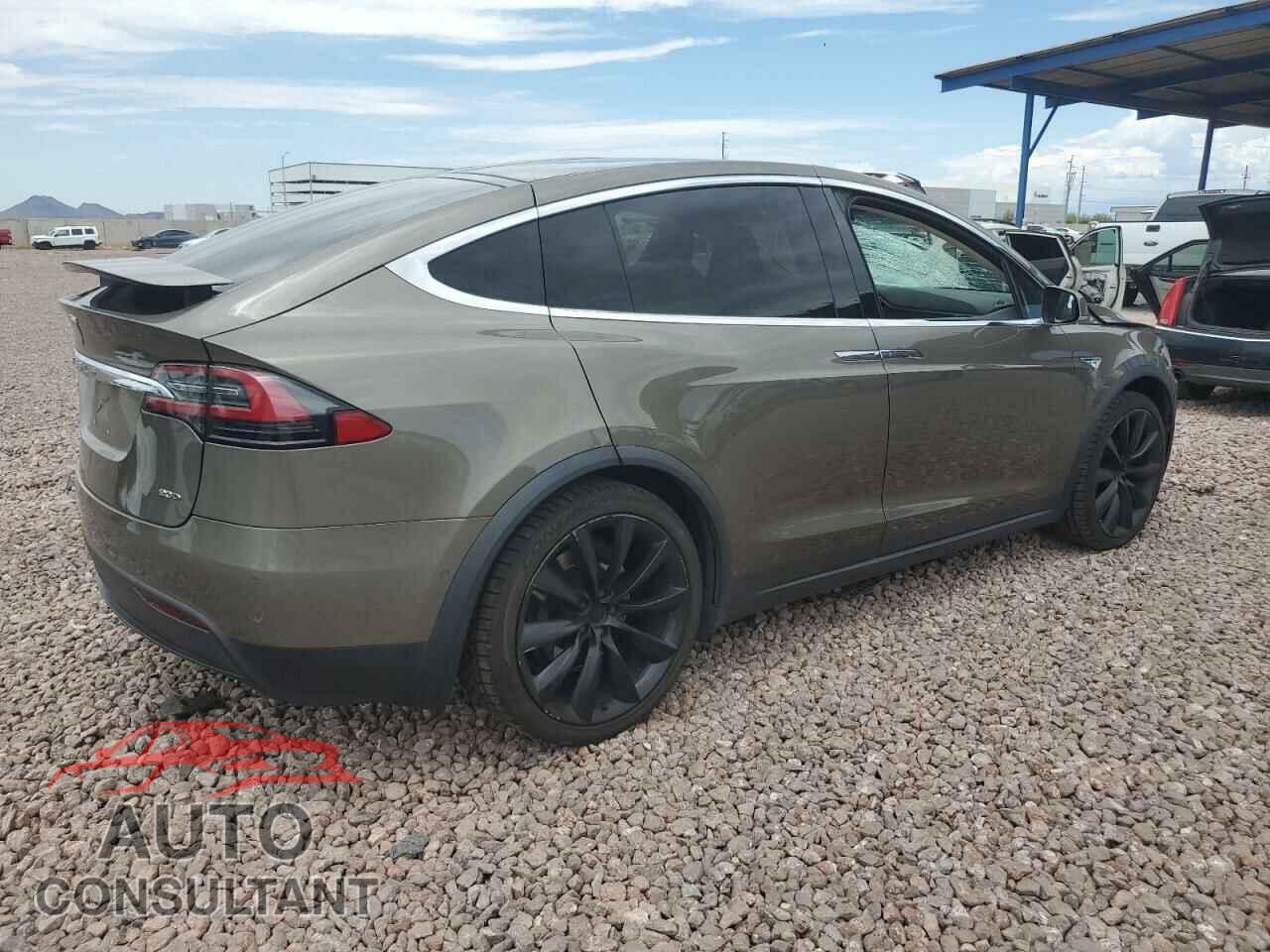 TESLA MODEL X 2016 - 5YJXCAE2XGF006583