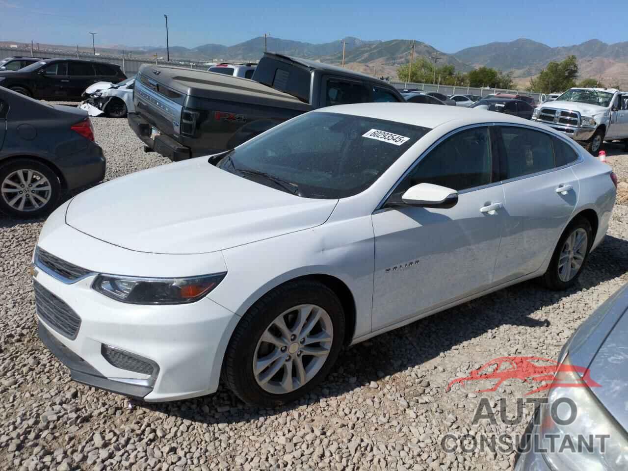 CHEVROLET MALIBU 2018 - 1G1ZD5ST3JF275613