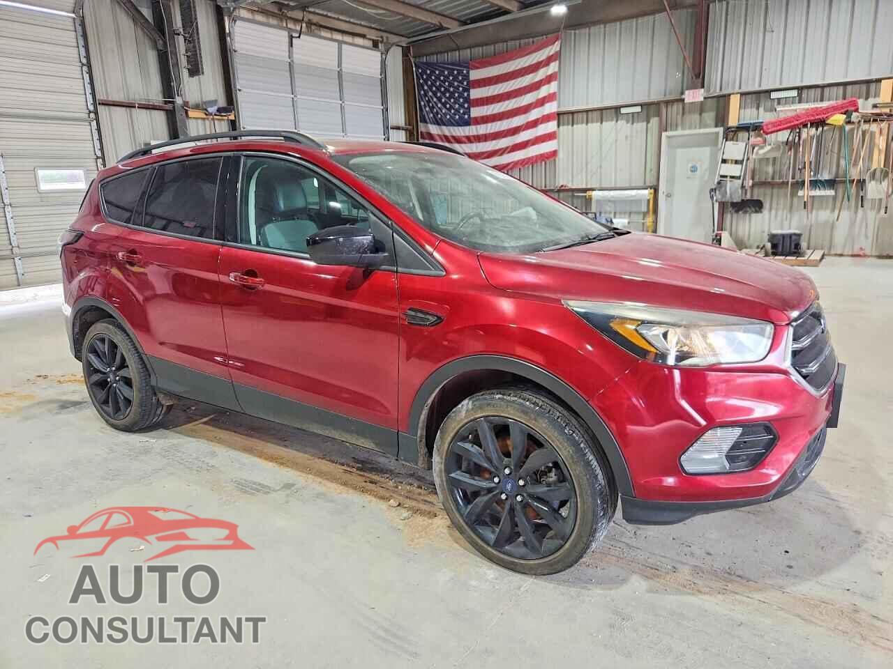 FORD ESCAPE 2017 - 1FMCU9G98HUC01333