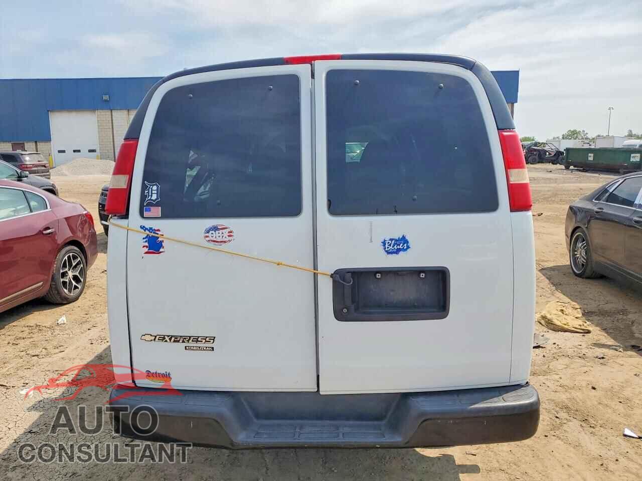 CHEVROLET EXPRESS 2013 - 1GNSGBF42D1164450