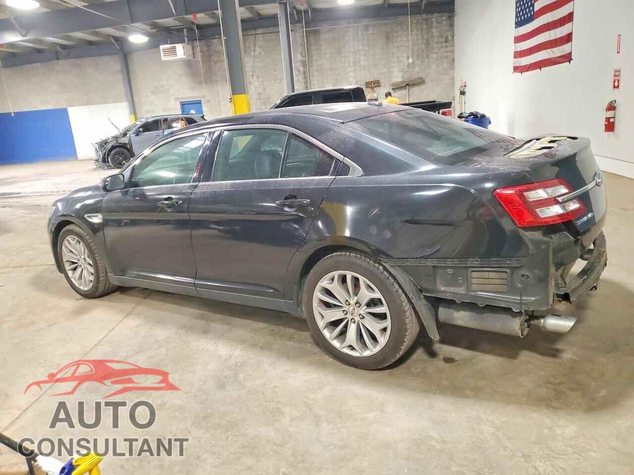FORD TAURUS 2015 - 1FAHP2F81FG118507