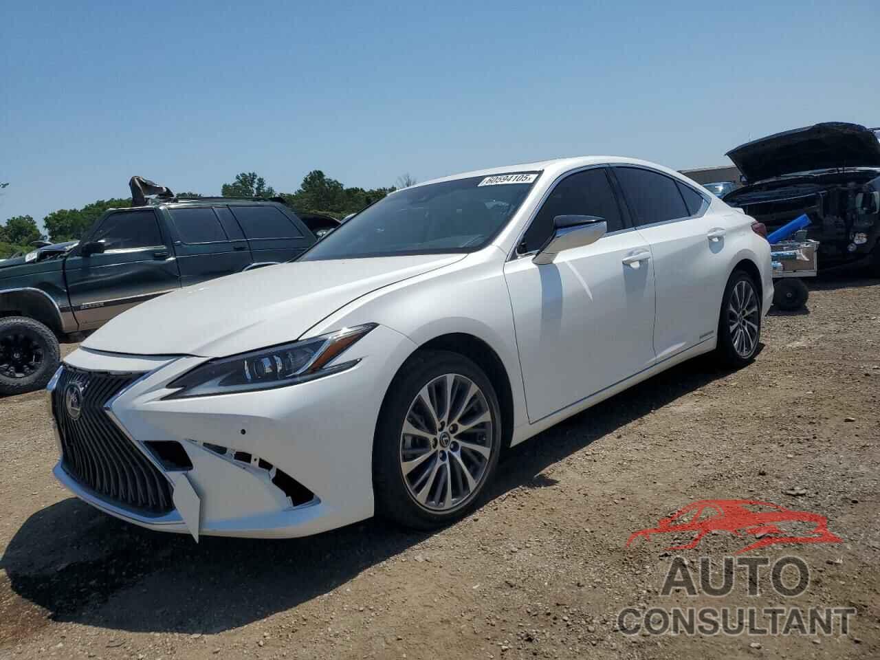 LEXUS ES300 2019 - JTHB21B15K2043477
