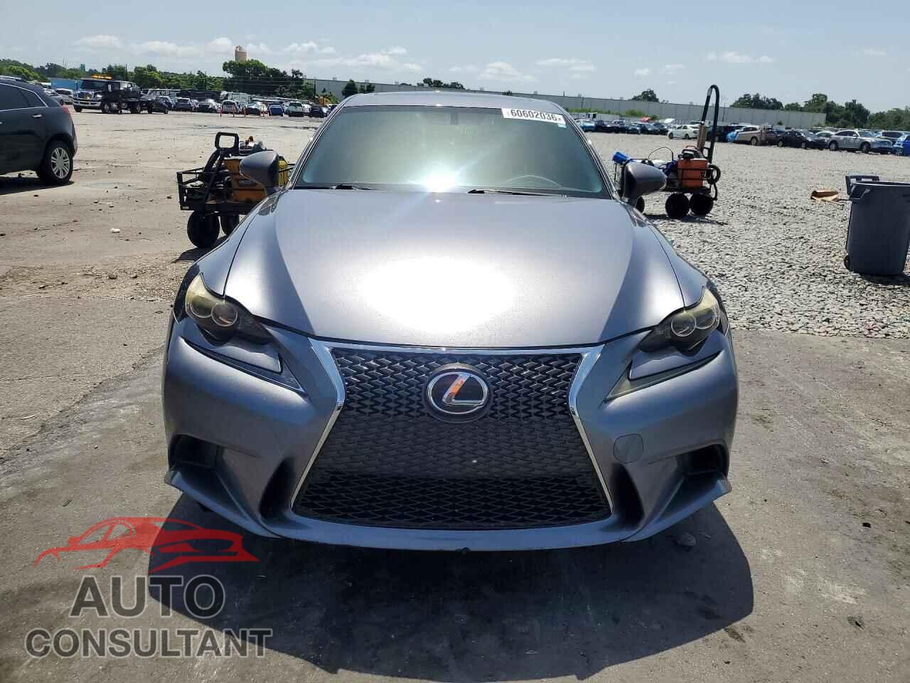 LEXUS IS 2015 - JTHBF1D29F5047031