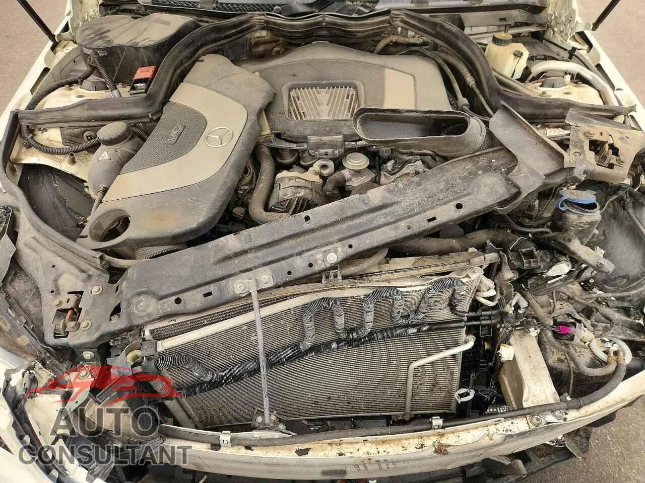 MERCEDES-BENZ C-CLASS 2012 - WDDGF8BB8CR199072