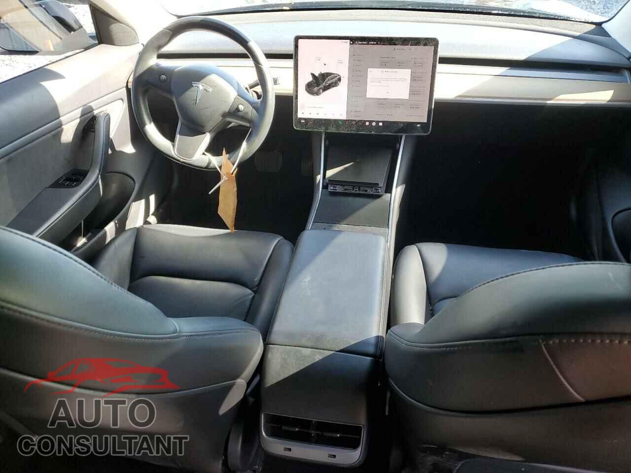 TESLA MODEL 3 2019 - 5YJ3E1EA5KF300319