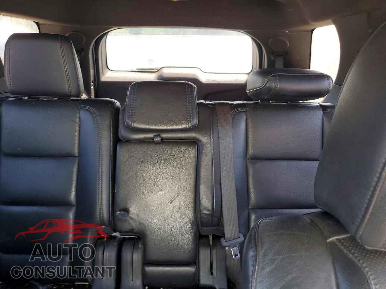 FORD EXPLORER 2011 - 1FMHK8F80BGA10655