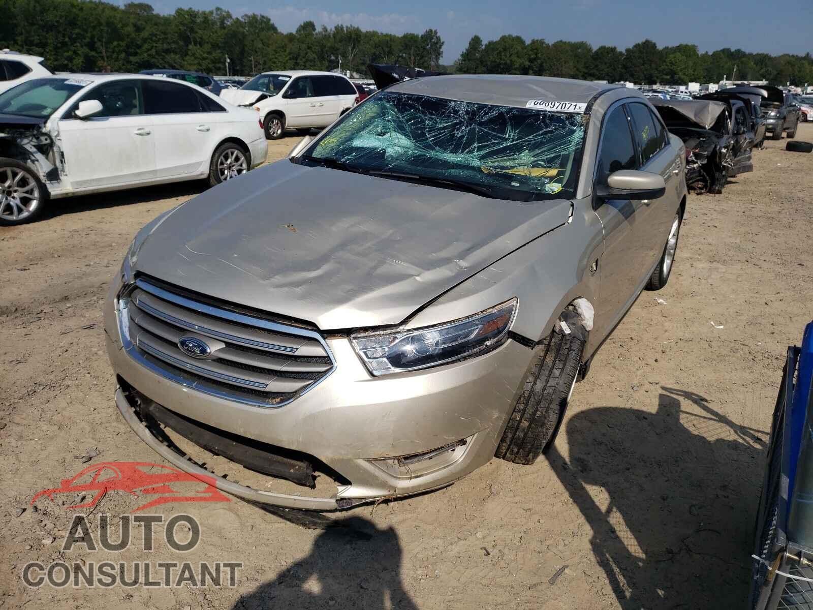 FORD TAURUS 2017 - 1FAHP2E85HG134875