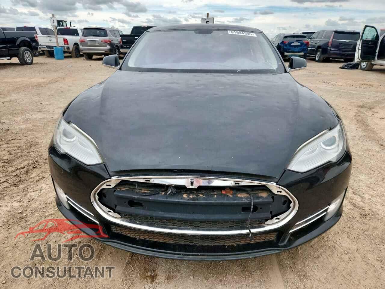 TESLA MODEL S 2014 - 5YJSA1S12EFP32379
