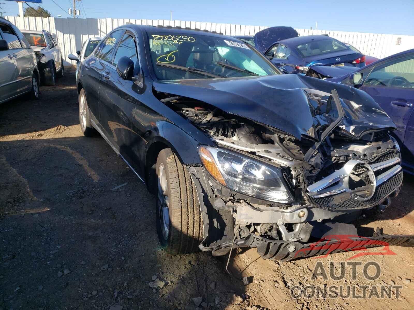 MERCEDES-BENZ C-CLASS 2018 - 55SWF4KB0JU269809
