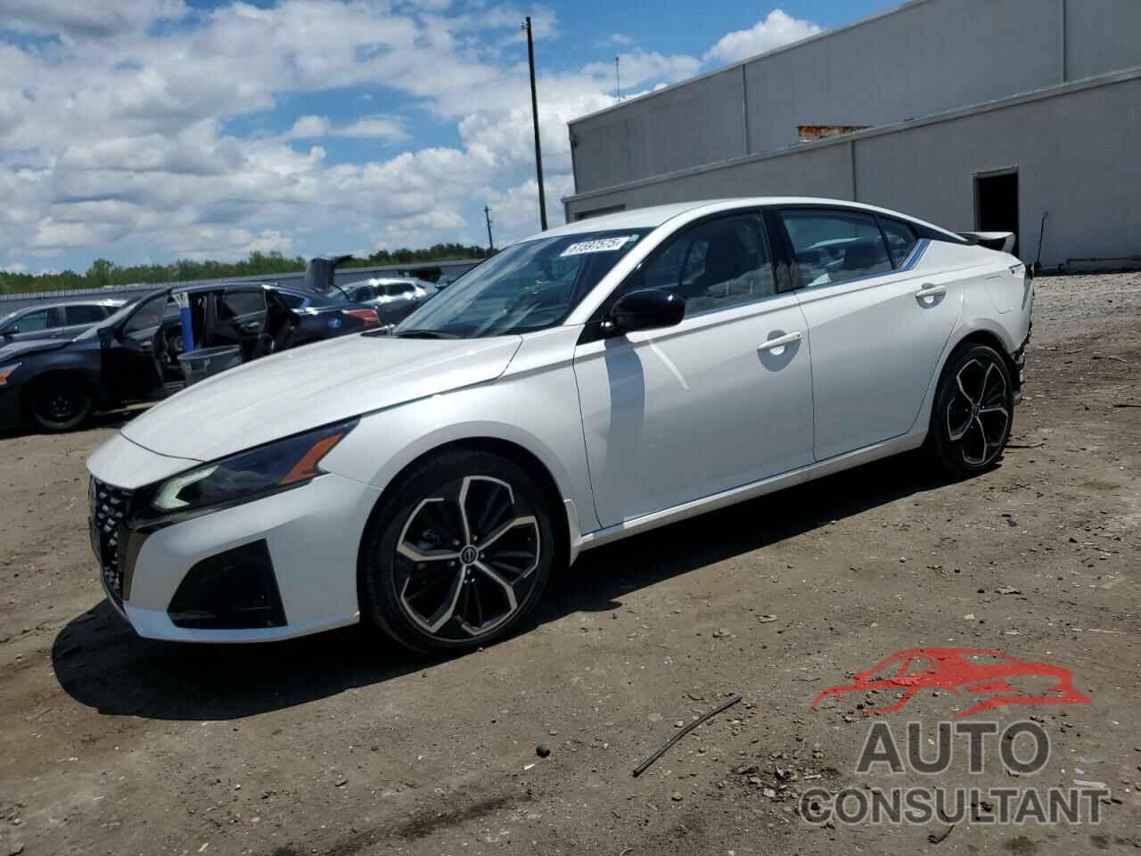 NISSAN ALTIMA 2024 - 1N4BL4CW2RN331594