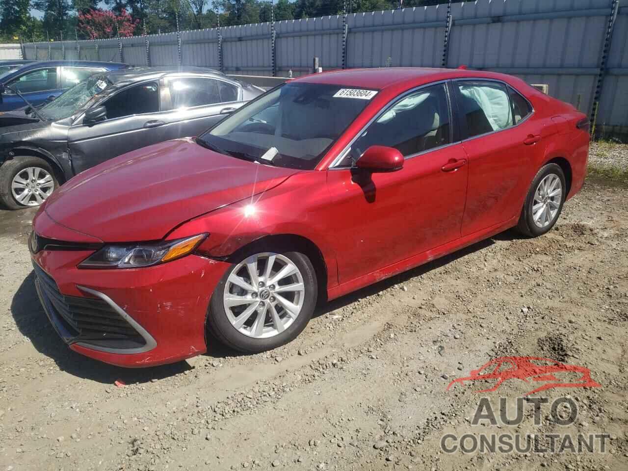 TOYOTA CAMRY 2023 - 4T1C11AKXPU140796