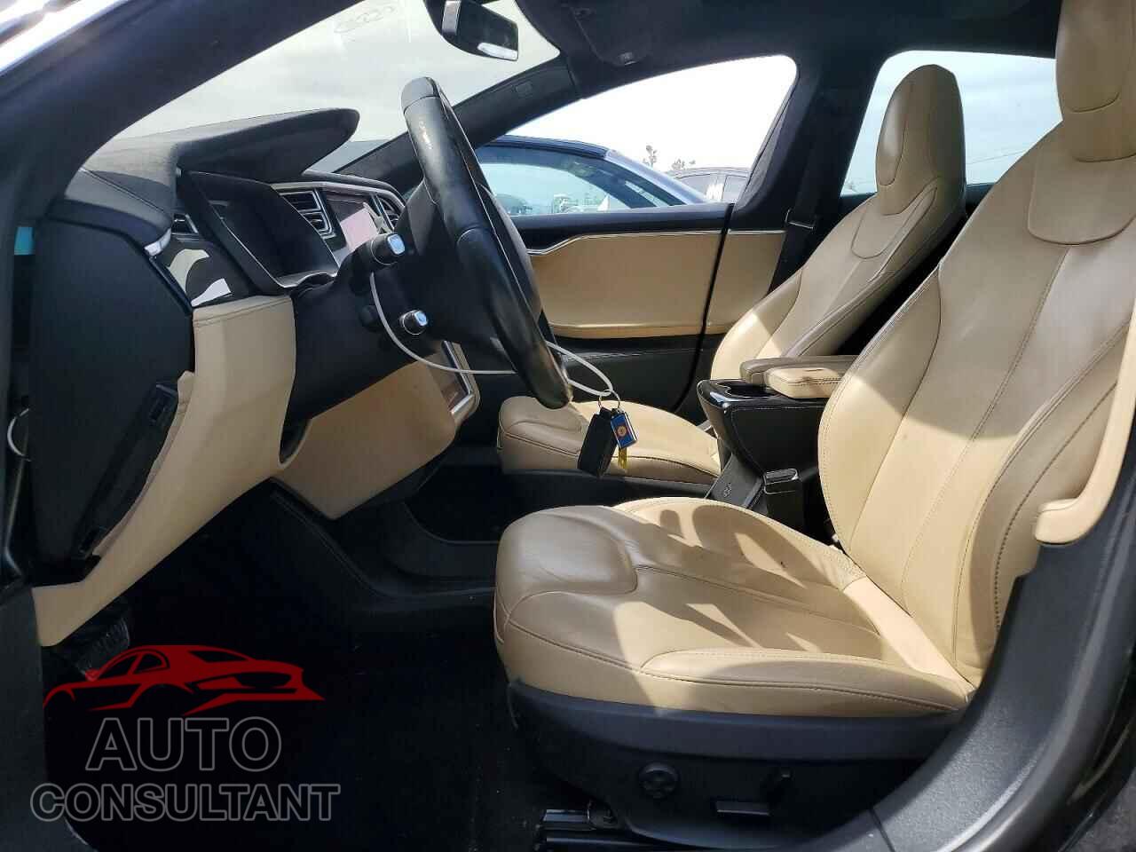 TESLA MODEL S 2015 - 5YJSA1H27FF085267