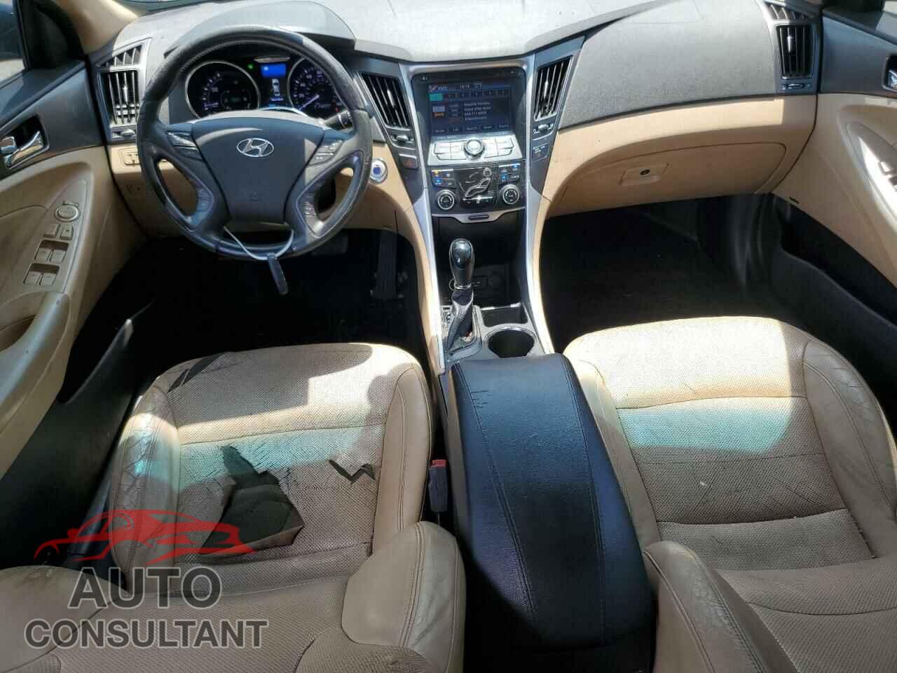 HYUNDAI SONATA 2012 - KMHEC4A40CA019549