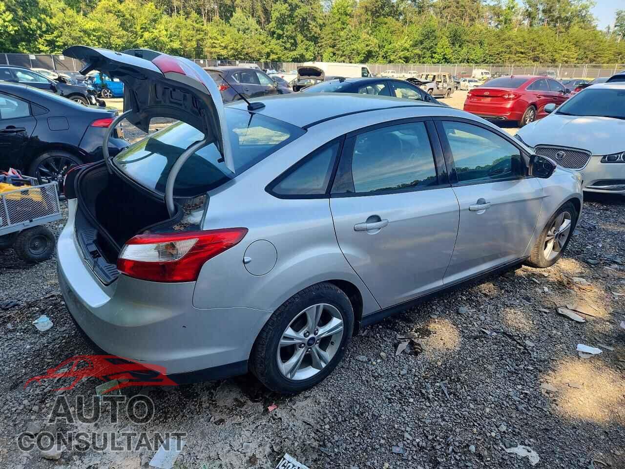 FORD FOCUS 2014 - 1FADP3F20EL259817