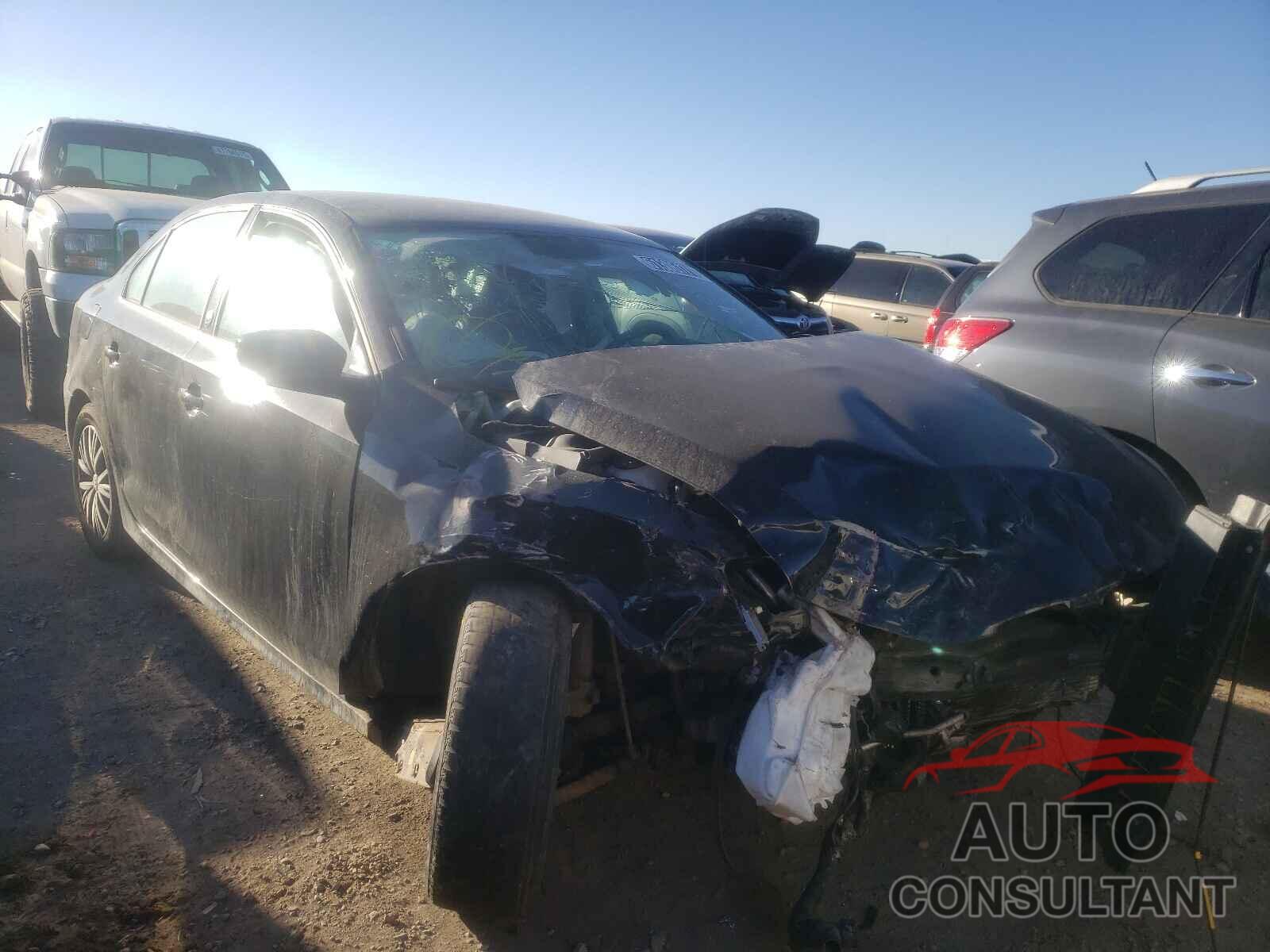 VOLKSWAGEN JETTA 2018 - 3VWDB7AJ0JM218110